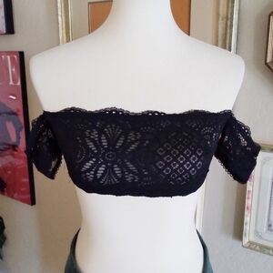 IJAK - Black Lace Off the Shoulder Bandeau‎